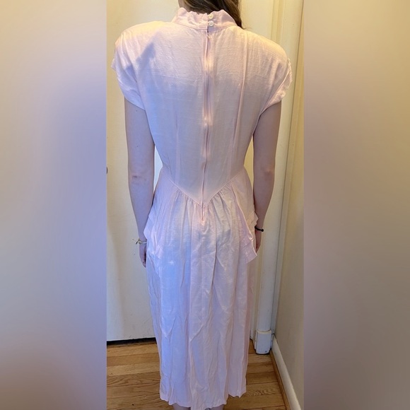 Pretty in Pink 80s dress - Picture 3 of 11
